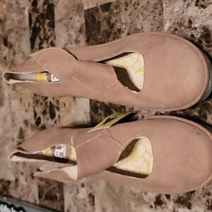 Fly London Leather Rubber   Strap Wedge Shoes